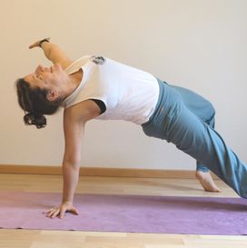 Yoga Nina Berger Yomani Gesundheitspraxis Windisch